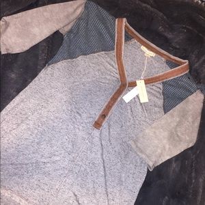 BNWT GILDED INTENT TOP FROM BUCKLE